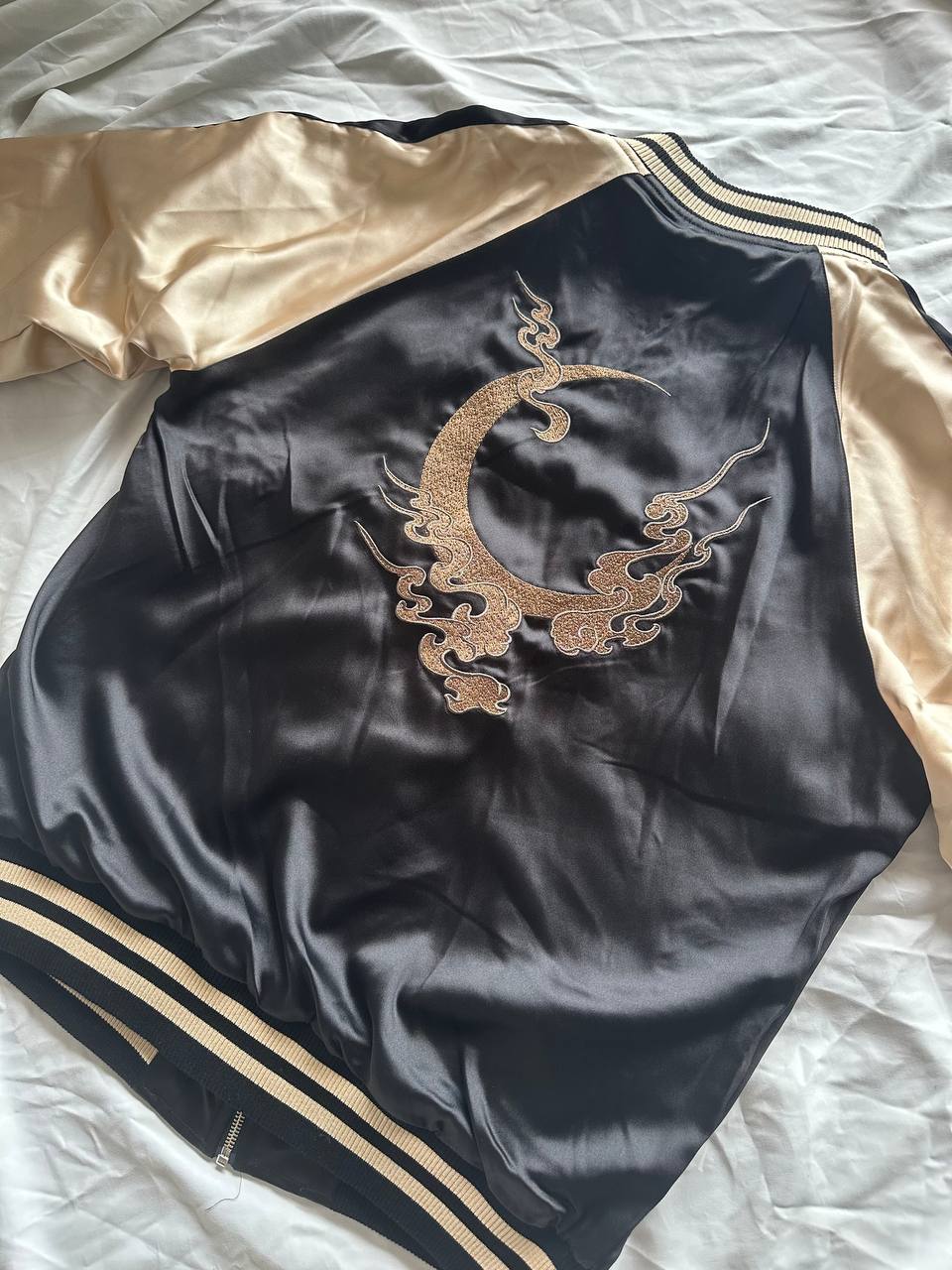 Kylin Blossom Sukajan Souvenir Bomber Jacket (Reversible)