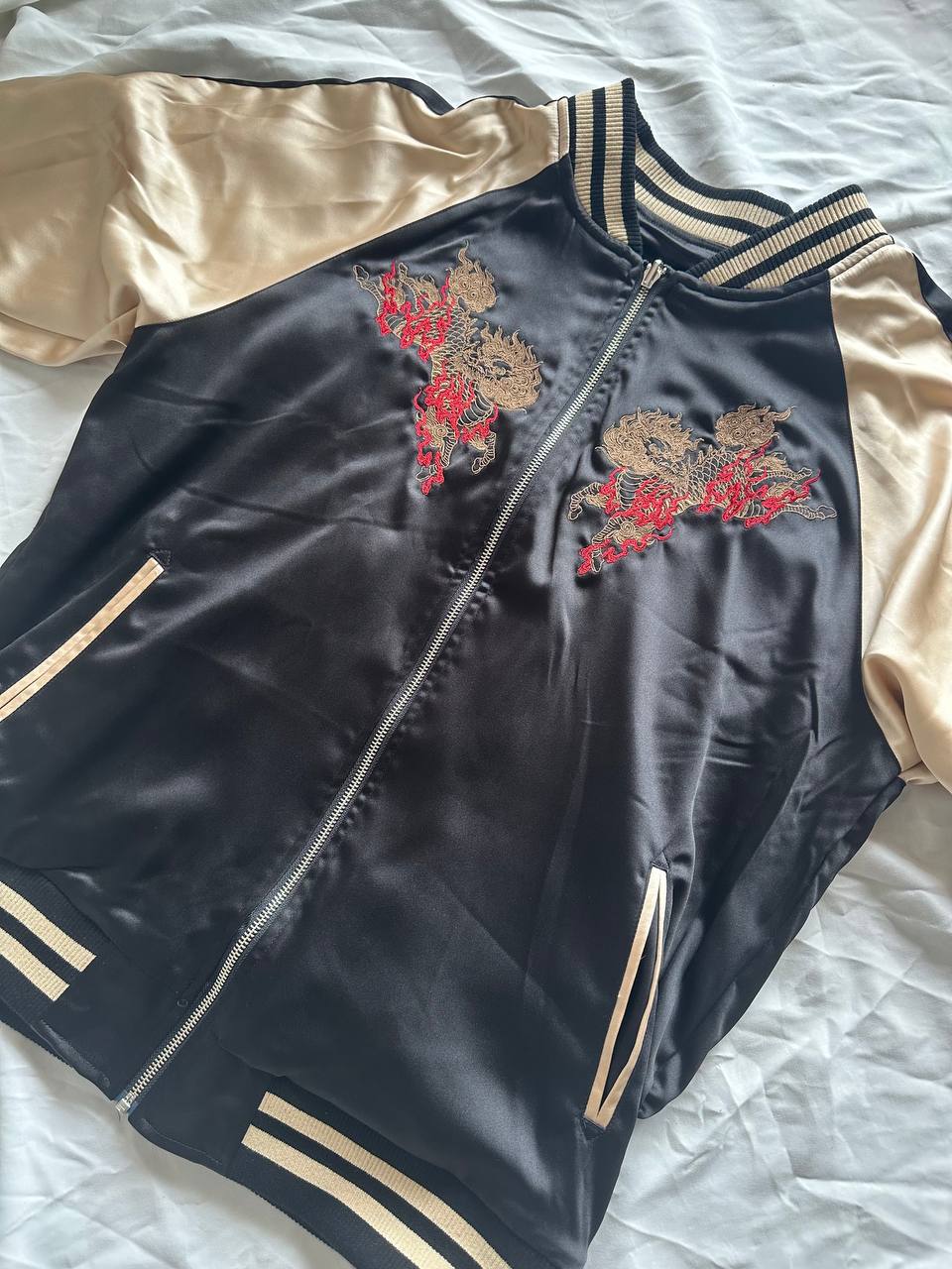 Kylin Blossom Sukajan Souvenir Bomber Jacket (Reversible)